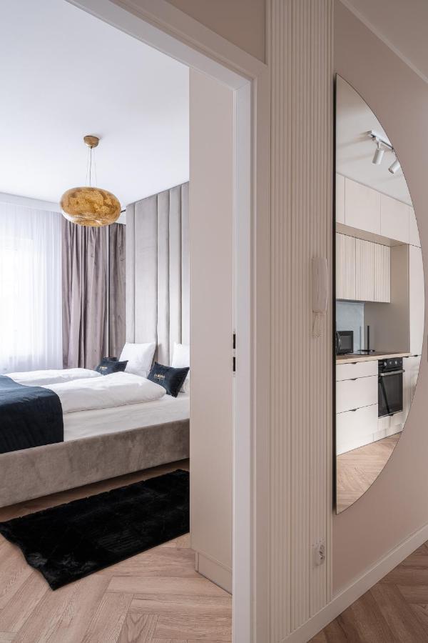 Appartement Rentplanet - Nowa Manufaktura à Wrocław Extérieur photo
